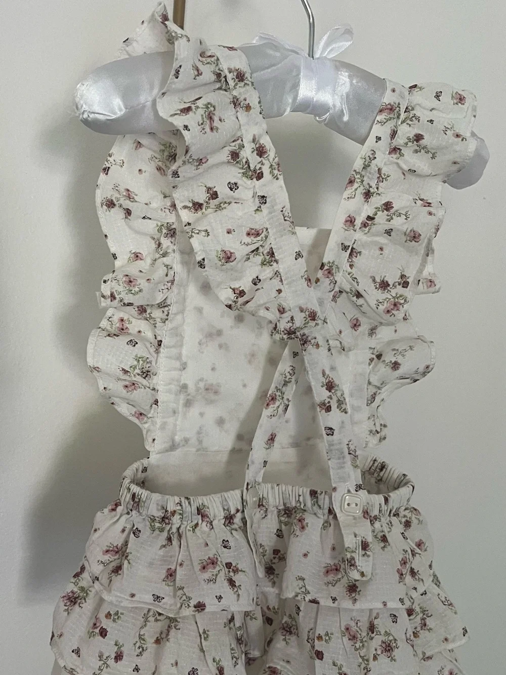 Jamie Kay White and pink floral ruffled bubble romper size 6-12 months